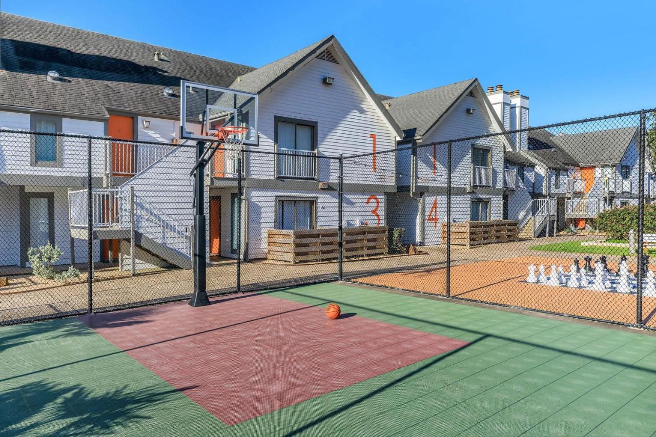 The Coop At The Med Center Studio Apartment Houston Exterior foto