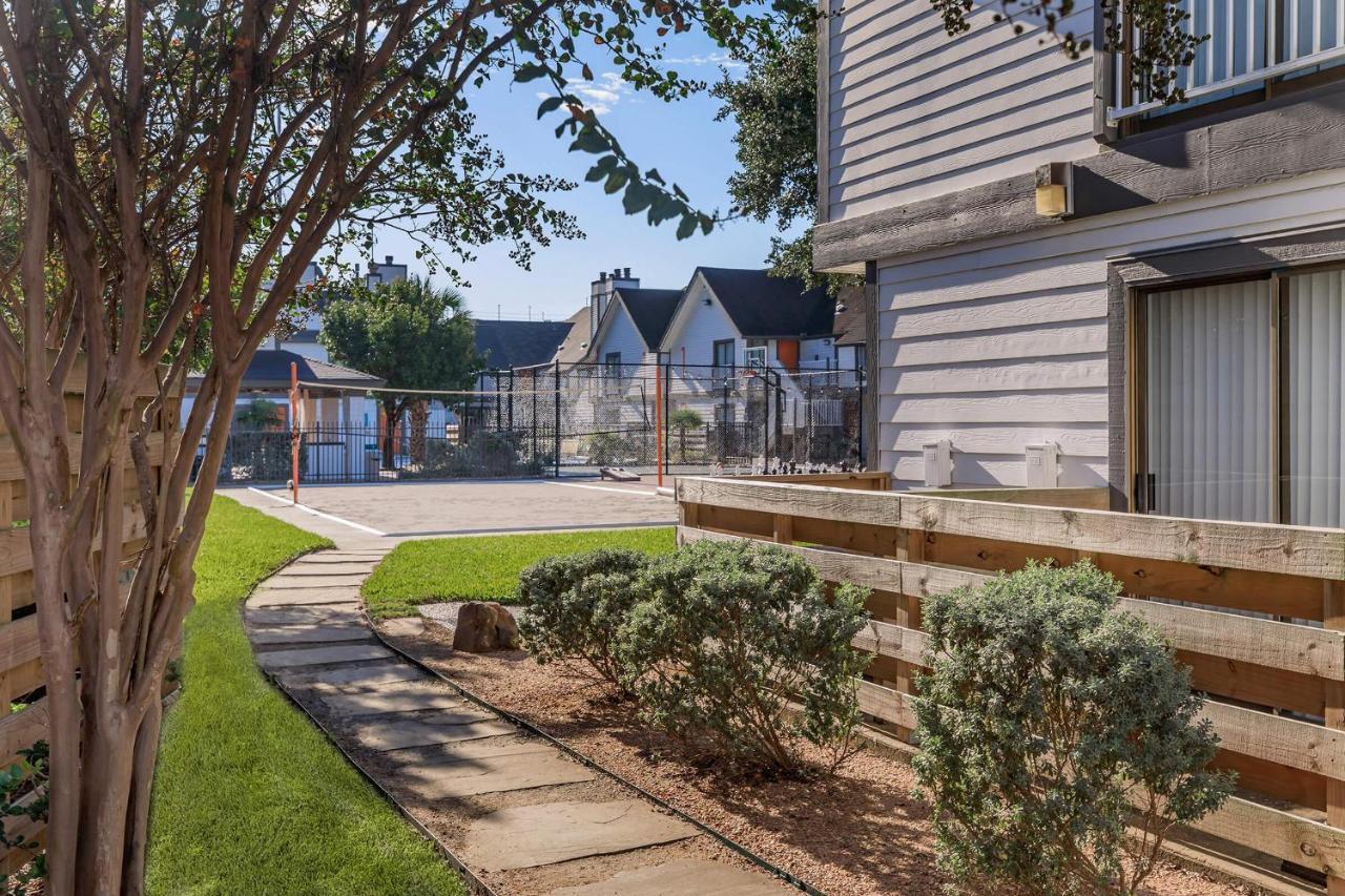 The Coop At The Med Center Studio Apartment Houston Exterior foto